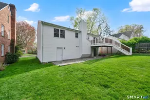 20 Lowell Rd, West Hartford, CT 06119 - Photo 6