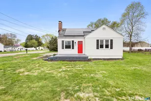 395 Maple St, Killingly, CT 06239 - Photo 12