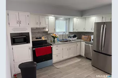 84 Townsend Avenue, Waterbury, CT 06705 - Photo 4