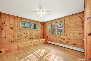 960 Peck Ln, Cheshire, CT 06410 - Photo 10