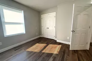 105 Churchill St, Fairfield, CT 06824 - Photo 6