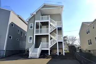105 Churchill St, Fairfield, CT 06824 - Photo 12