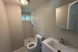 56 Vine St, Waterbury, CT 06704 - Photo 16