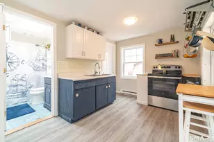 194 W Main St, East Lyme, CT 06357 - Photo 30