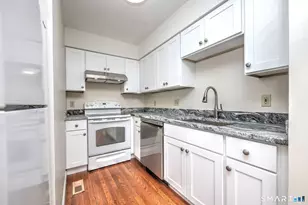 1423 Quinnipiac Ave, New Haven, CT 06513 - Photo 4