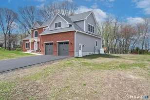 47 J Ryan Wy, Watertown, CT 06795 - Photo 2