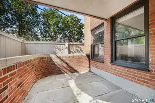 25 W Elm St, Greenwich, CT 06830 - Photo 12