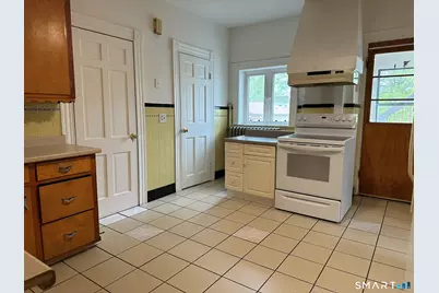310-312 Derby Avenue, Derby, CT 06418 - Photo 10