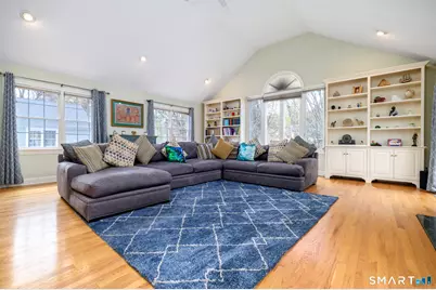 121 Crosby Street #121, Fairfield, CT 06825 - Photo 10