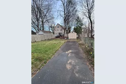 26 Newton Street, Hamden, CT 06514 - Photo 32