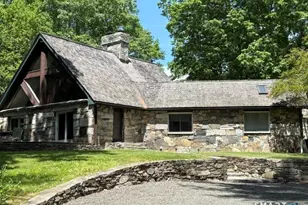 40 Looking Glass Hill Rd, Litchfield, CT 06750 - Photo 2