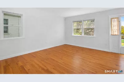 21 West Division Street, Greenwich, CT 06830 - Photo 10
