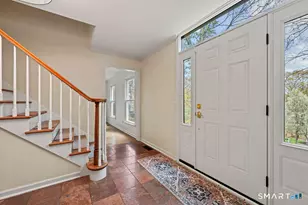 11 Cricket Ln, Avon, CT 06001 - Photo 4