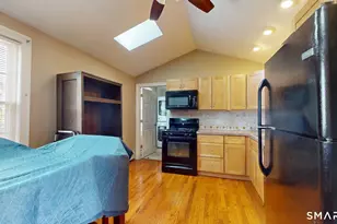 31 Suffield St, Windsor Locks, CT 06096 - Photo 4