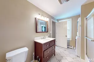 31 Suffield St, Windsor Locks, CT 06096 - Photo 12