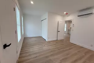 21-23 Elliott St, Hartford, CT 06114 - Photo 12