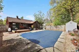 1186 Trout Brook Dr, West Hartford, CT 06119 - Photo 32