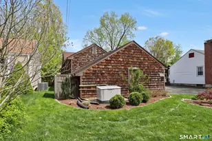 1186 Trout Brook Dr, West Hartford, CT 06119 - Photo 2