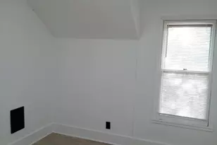 105 Hillside Ave, New Haven, CT 06512 - Photo 12