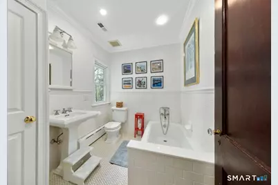 41 Chester Street, Stamford, CT 06905 - Photo 26