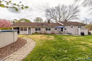 220 Oak Ridge Rd, Stratford, CT 06614 - Photo 32