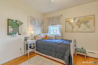 220 Oak Ridge Road, Stratford, CT 06614 - Photo 18