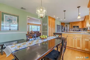220 Oak Ridge Rd, Stratford, CT 06614 - Photo 12