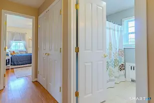 220 Oak Ridge Rd, Stratford, CT 06614 - Photo 14