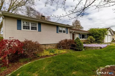 220 Oak Ridge Road, Stratford, CT 06614 - Photo 2