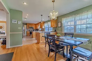 220 Oak Ridge Rd, Stratford, CT 06614 - Photo 8