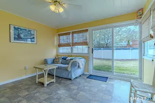 220 Oak Ridge Rd, Stratford, CT 06614 - Photo 30