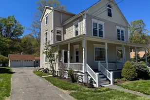 217 Walnut St, Winchester, CT 06098 - Photo 4