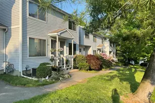 448 Cypress Rd, Newington, CT 06111 - Photo 2