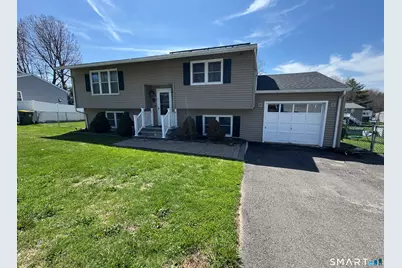 62 Brookfield Road, Waterbury, CT 06704 - Photo 1