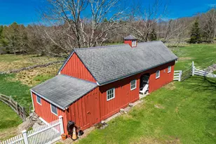 246 Heritage Rd, Putnam, CT 06260 - Photo 6