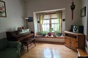 380 Hitchcock Rd, Waterbury, CT 06705 - Photo 2