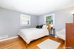 34 Crocker Ave, West Hartford, CT 06110 - Photo 14