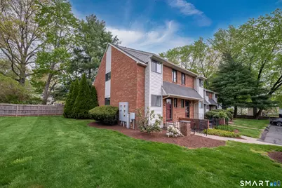 59 Danforth Lane, West Hartford, CT 06110 - Photo 2