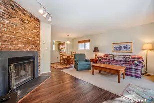 60 Danforth Ln, West Hartford, CT 06110 - Photo 12