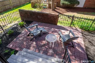 60 Danforth Ln, West Hartford, CT 06110 - Photo 30