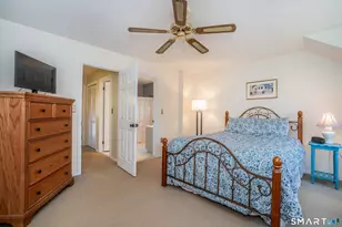 60 Danforth Ln, West Hartford, CT 06110 - Photo 20