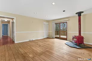 64 Mariner Cir, Trumbull, CT 06611 - Photo 12
