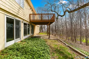 64 Mariner Cir, Trumbull, CT 06611 - Photo 32