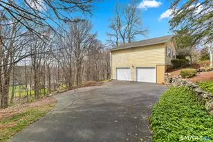 64 Mariner Cir, Trumbull, CT 06611 - Photo 34