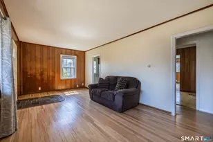 90 Marshall Ln, Derby, CT 06418 - Photo 6
