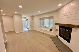 8 Winchester Ct, Farmington, CT 06032 - Photo 12