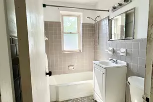54 W North St, Stamford, CT 06902 - Photo 20