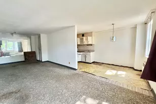 54 W North St, Stamford, CT 06902 - Photo 2