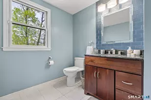 2016 Boulevard, West Hartford, CT 06107 - Photo 24