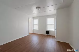 96 Franklin St, Meriden, CT 06450 - Photo 2